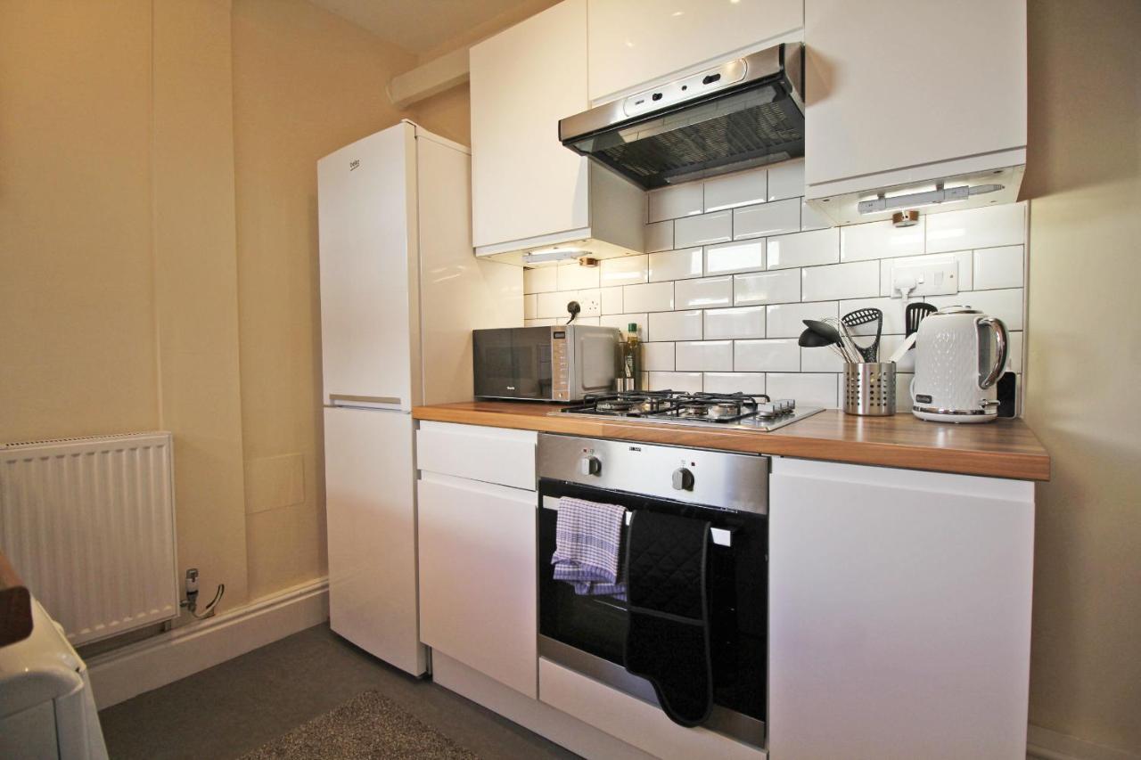 2 Bed, Up To 6 Guests Near Chester City Centre Exterior foto